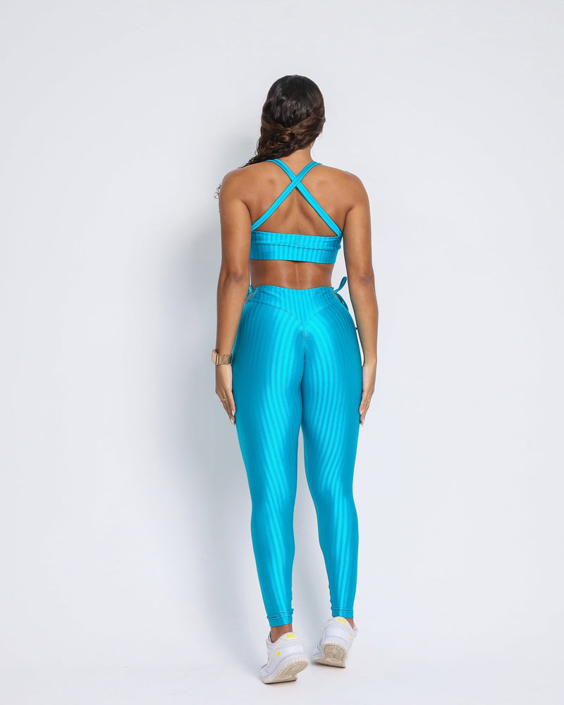 Conjunto Legging Empina Bumbum Cirre + Top Tai